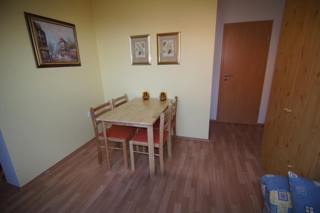 Tisá 488 Quarto foto